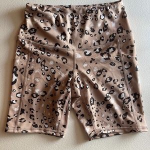 ⭐️Zella Leopard Print Biker Shorts with Pockets Size XS